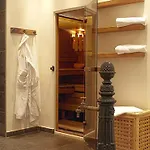 Kurfuerstliches Amtshaus Dauner Burg 4*