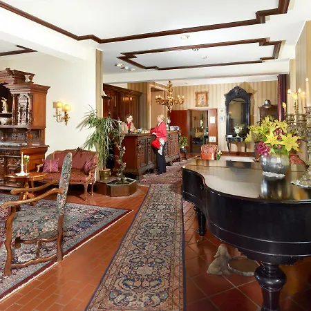 Schlosshotel Kurfuerstliches Amtshaus Dauner Burg Отель
