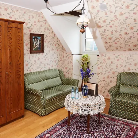Hotel Kurfuerstliches Amtshaus Dauner Burg 4*