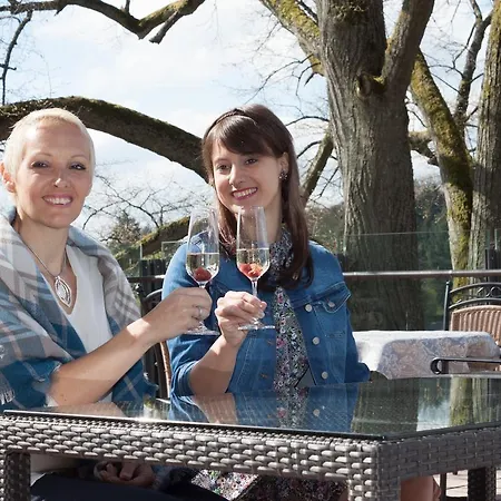 Hotel Kurfuerstliches Amtshaus Dauner Burg 4*