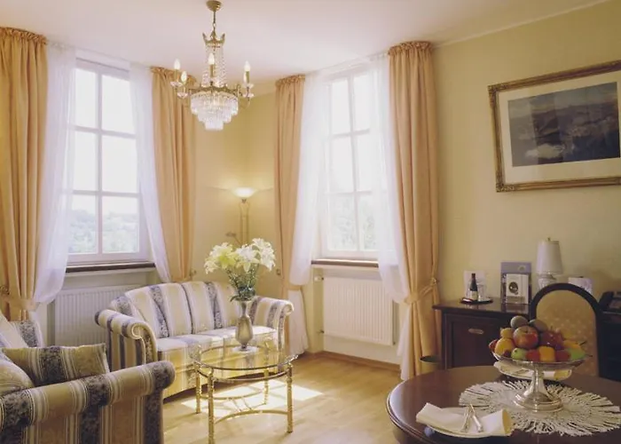 Hotel Kurfuerstliches Amtshaus Dauner Burg 4*