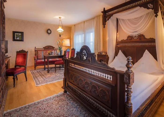 Hotel Kurfuerstliches Amtshaus Dauner Burg Daun