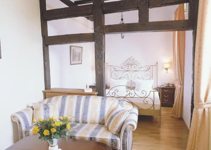 Kurfuerstliches Amtshaus Dauner Burg