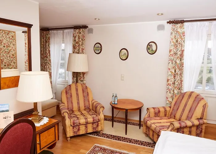 Kurfuerstliches Amtshaus Dauner Burg Hotel 4*