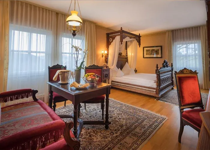 Kurfuerstliches Amtshaus Dauner Burg 4* Daun