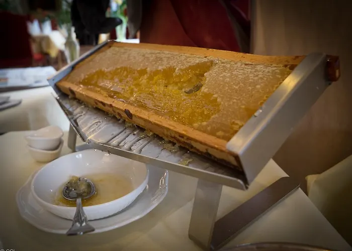 Kurfuerstliches Amtshaus Dauner Burg 4*