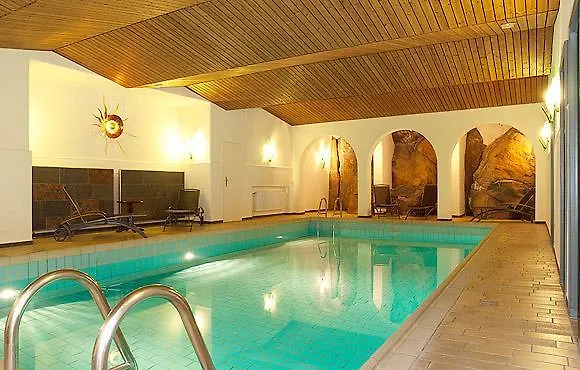 Kurfuerstliches Amtshaus Dauner Burg Hotel Daun