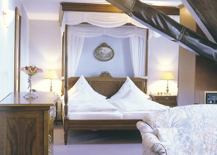 Kurfuerstliches Amtshaus Dauner Burg Daun